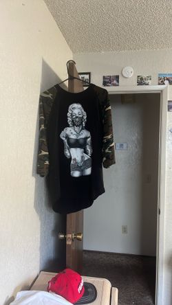 Marilyn Monroe Gangster Graphic T-Shirt 