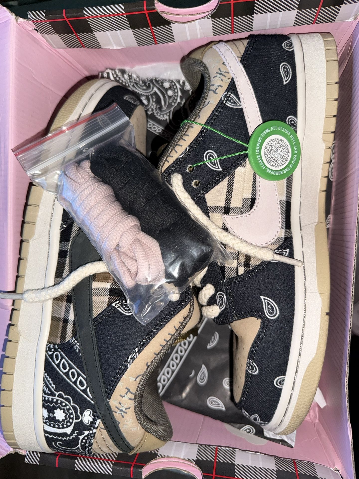 Nike SB Dunk Low QS