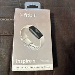 FIT BIT  VERSA CHARGE NEW