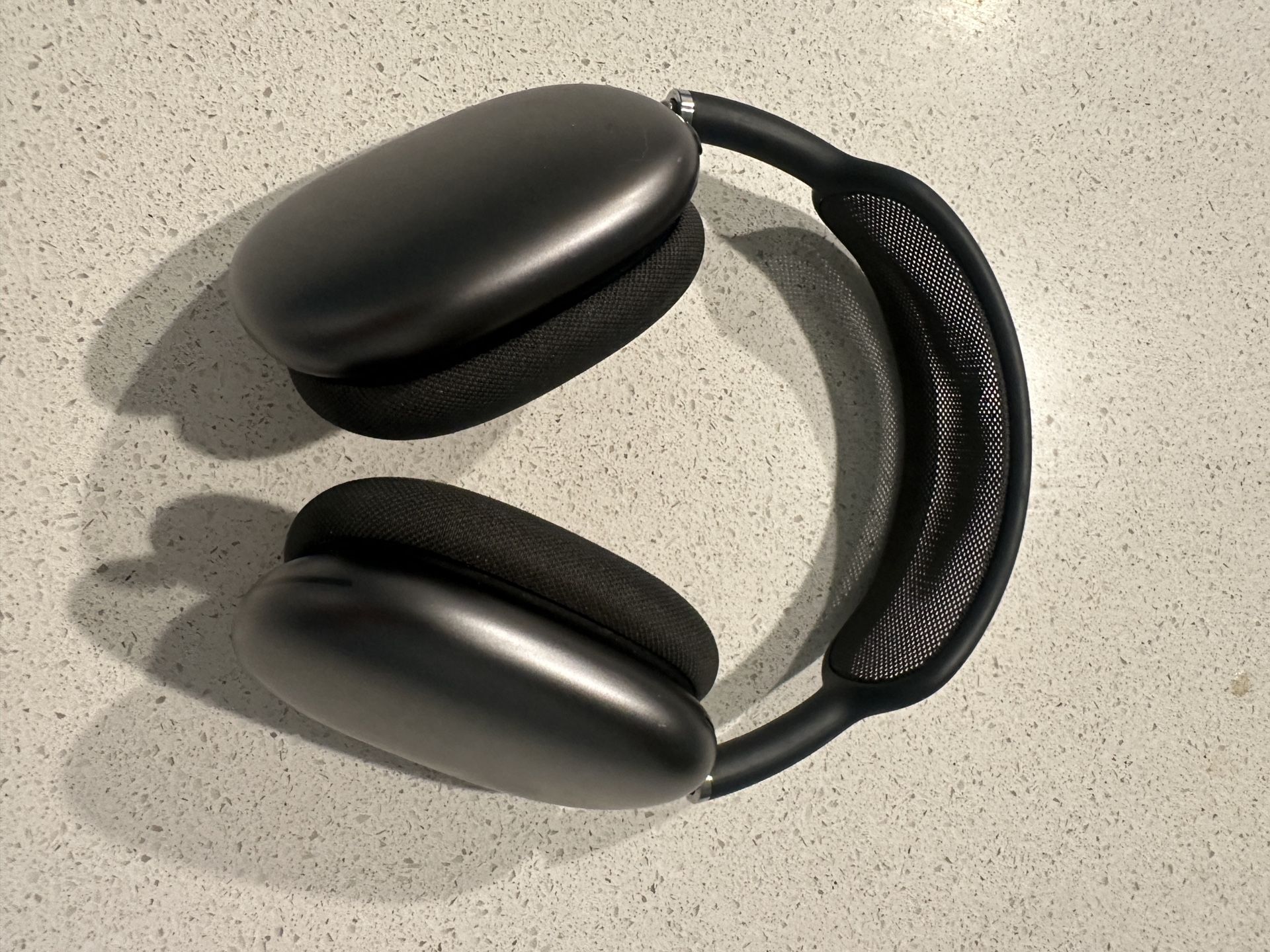 AirPod Pro Max (need Gone This Week)
