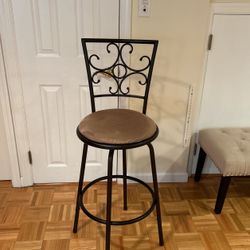 3 Bar Stools