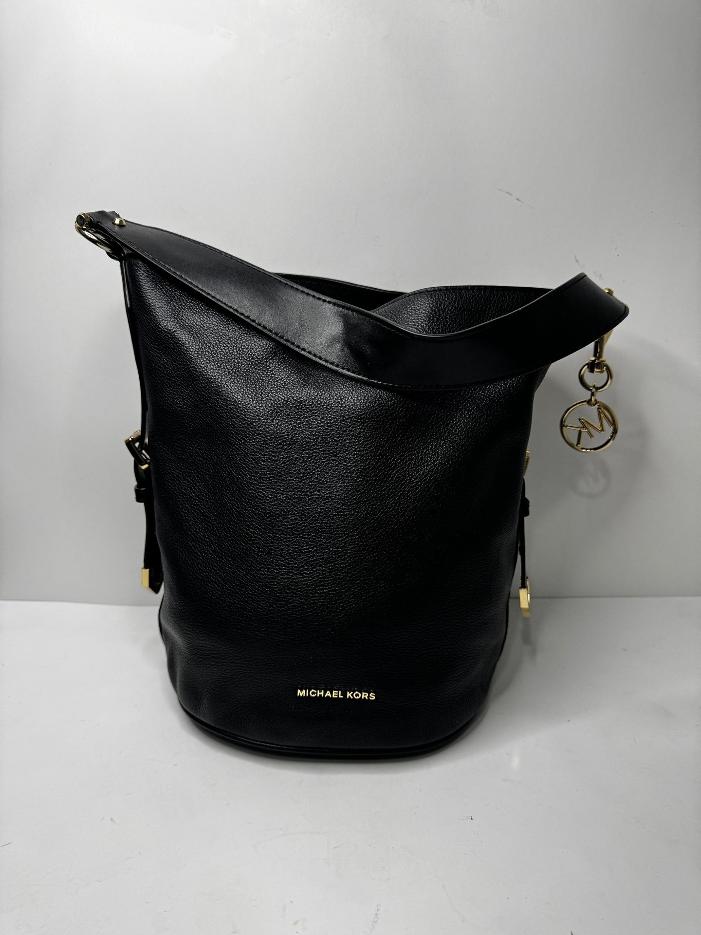 Michael Kors Brooke Bucket Messenger Bag Black Leather