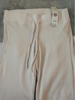 Women’s hollister sweat pants size 30