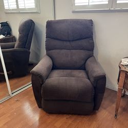 1 Year New Recliner Chair