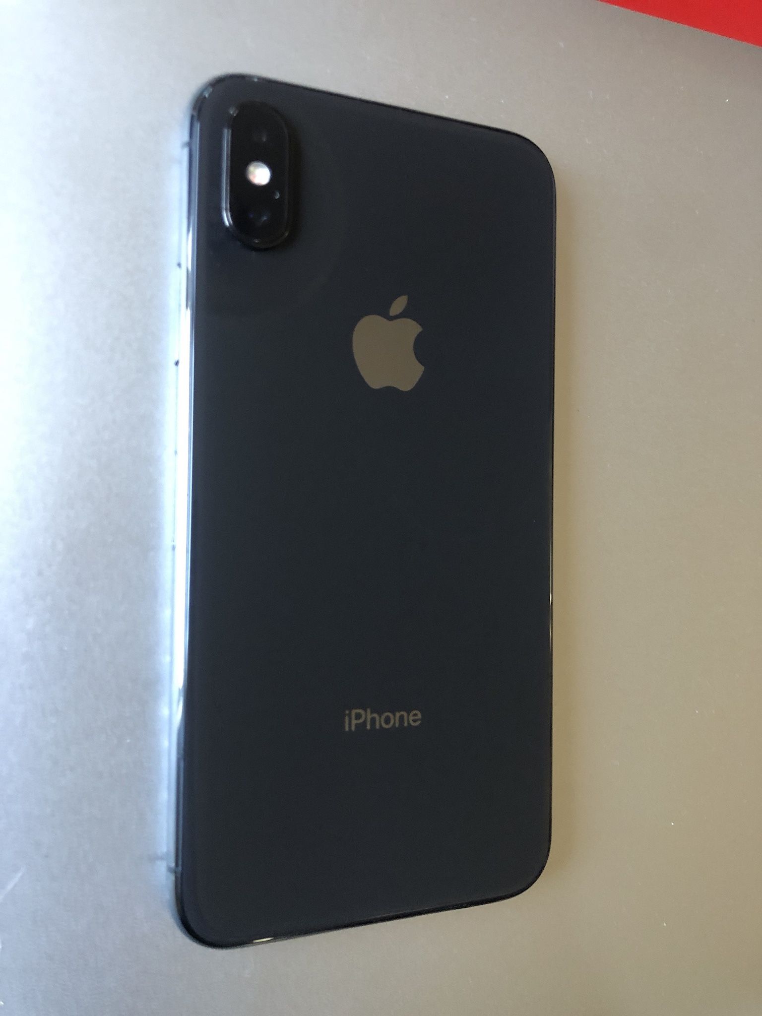 iPhone X