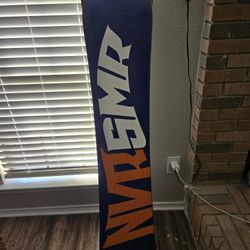 2 Neversummer Snowboards 