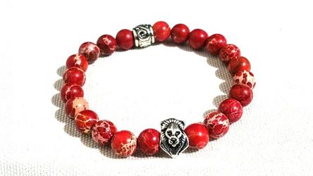 Red lion head bead bracelet