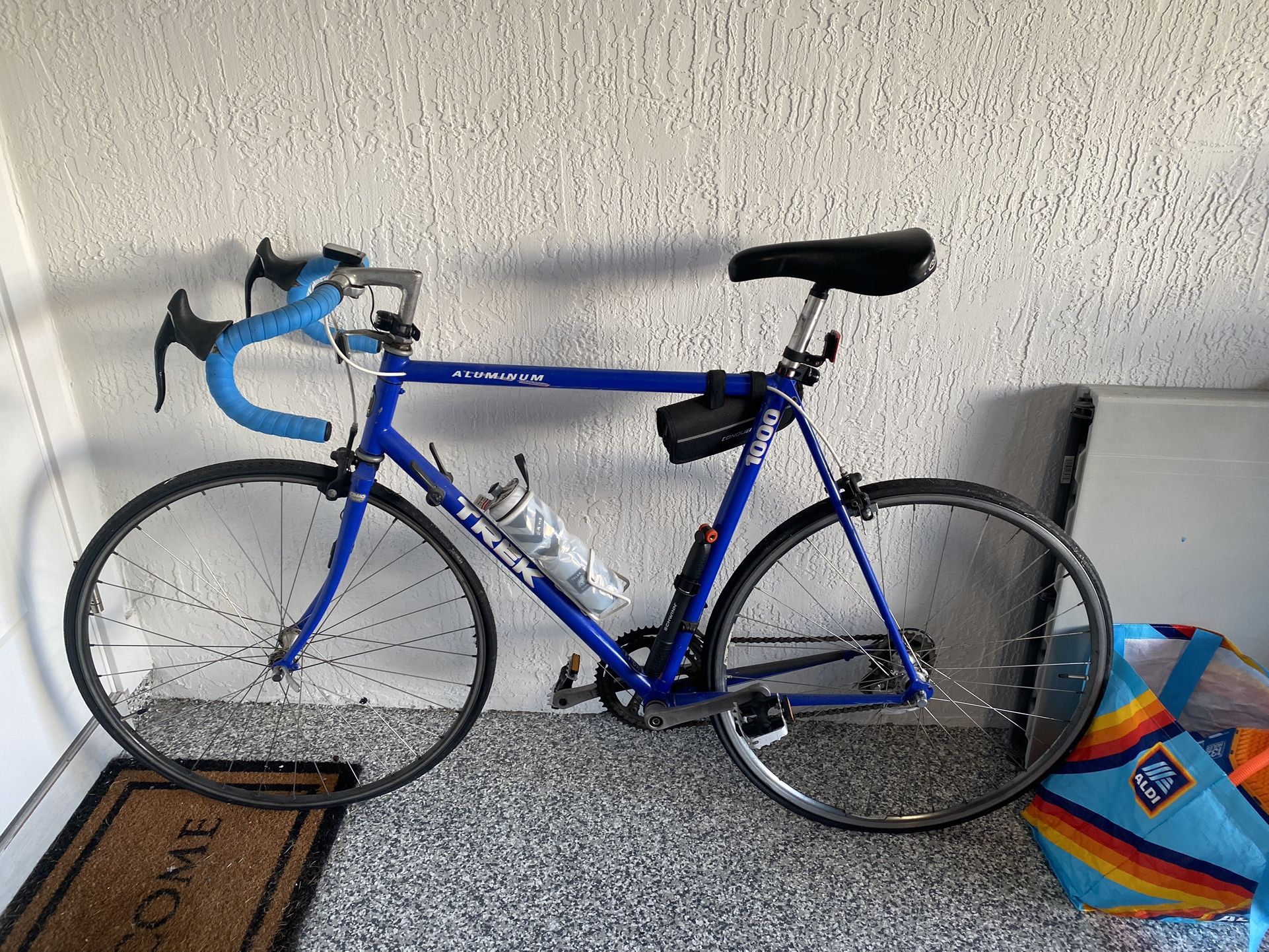 Vintage Trek 1000 Road Bike 6061-T6 Aluminum Frame