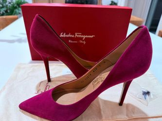 Ferragamo,red