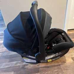 Graco Car Seat And Bases