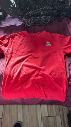 Four T-shirt bundle boys extra large a6