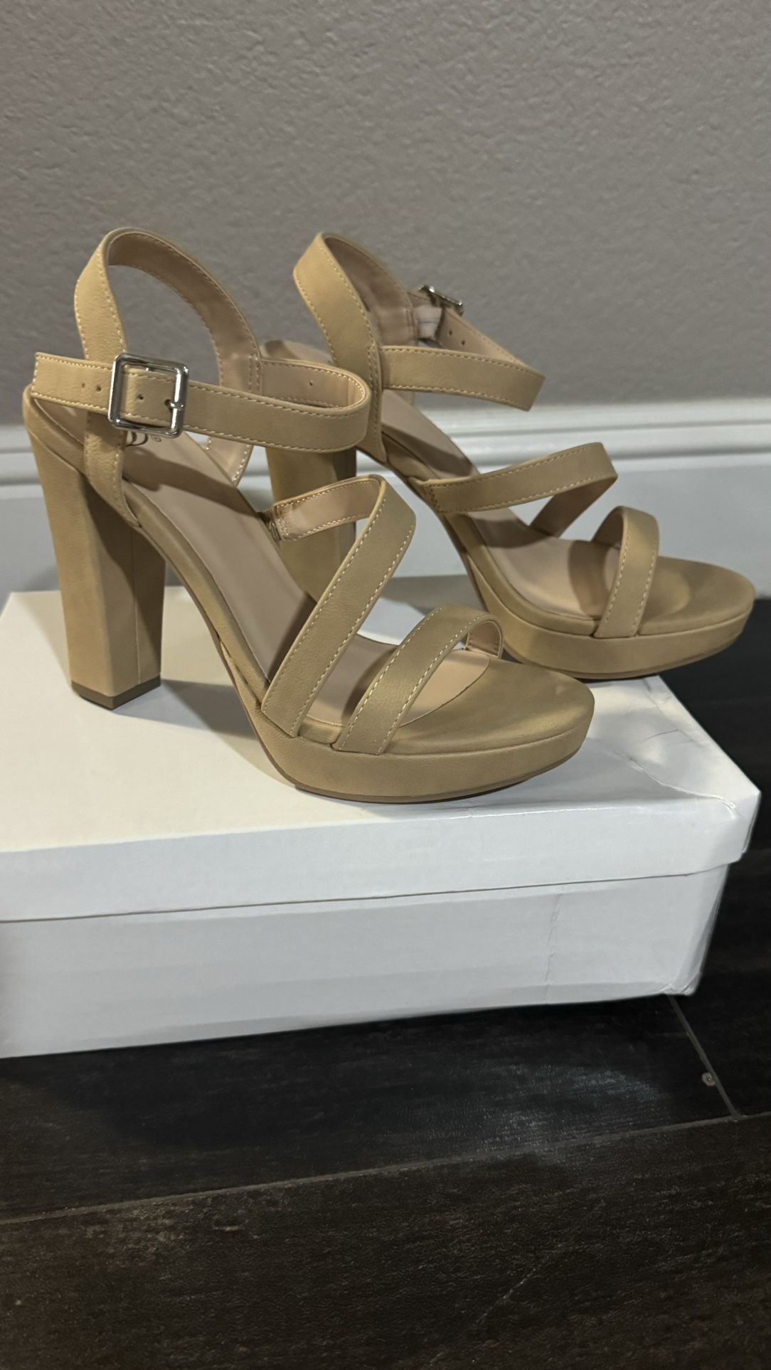 Brandnew Beige Wedges Size 6 Retail Value $89.99 + Tax