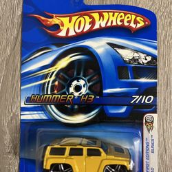 New Mattel 2005 Hot Wheels Yellow Hummer First Editions 7/10