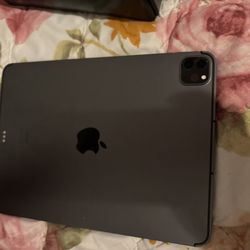 iPad Pro (11-inch) (3rd generation)