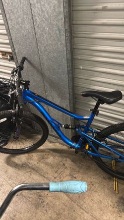 Mongoose 24 inch mountain bike