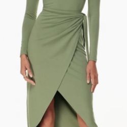 Green Aritzia Saturn Long Sleeve Midi Dress 