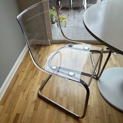 4 Clear, Acrylic Modern Chair