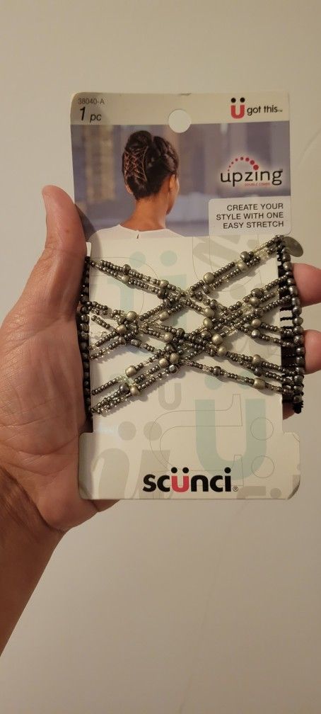 10 brand new hair accessoreis all $ 10