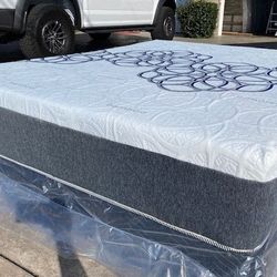 Full Bamboo Cool Gel Memory Foam!!