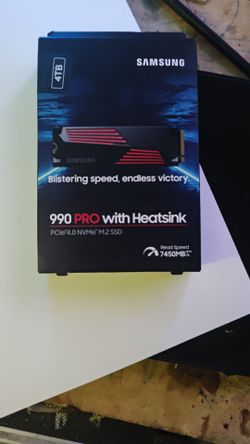 Samsung  4 TB SSD 990 pro with heatsink