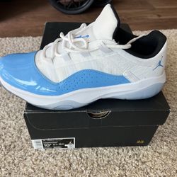AIR JORDAN 11 CMFT LOW