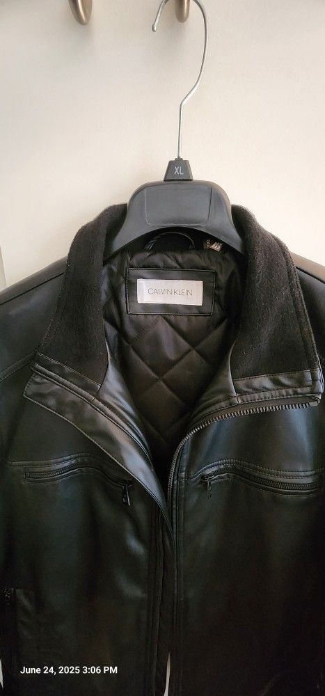 Calvin Klein Men's Faux Leather Jacket Size L