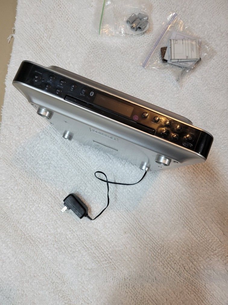 Radio CD Bluetooth Player