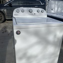White Whirlpool washer and dryer