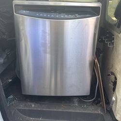 Dishwasher 