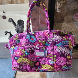 Vera Bradley Grand Weekend Travel Bag – Retired Flutterby print