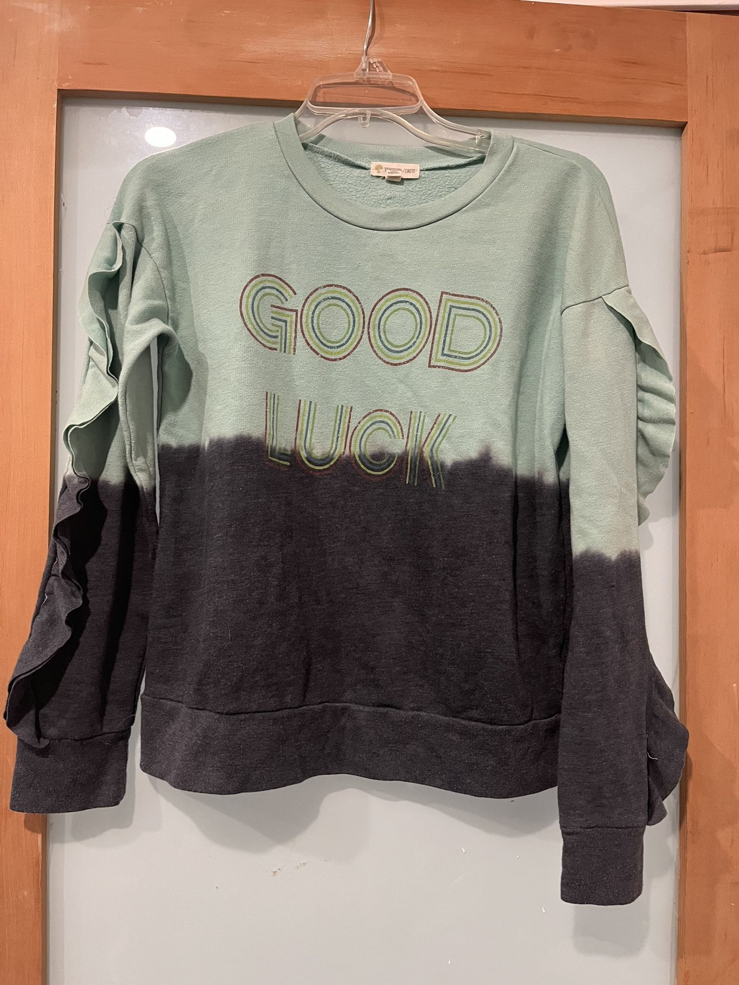 TUCKER + TATE Blue Nile GOOD LUCK Ruffled Sleeves Sweatshirt Youth Size XL (14/16)