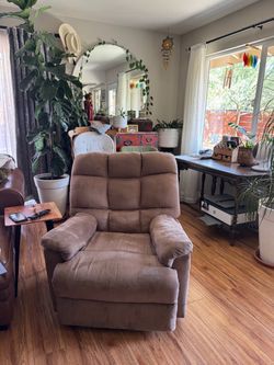 Light brown recliner