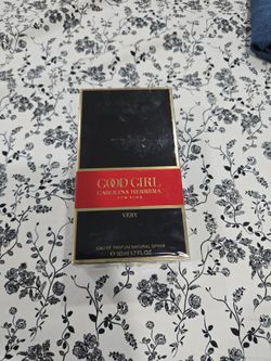 Carolina Herrera Very Good Girl EDP Spray