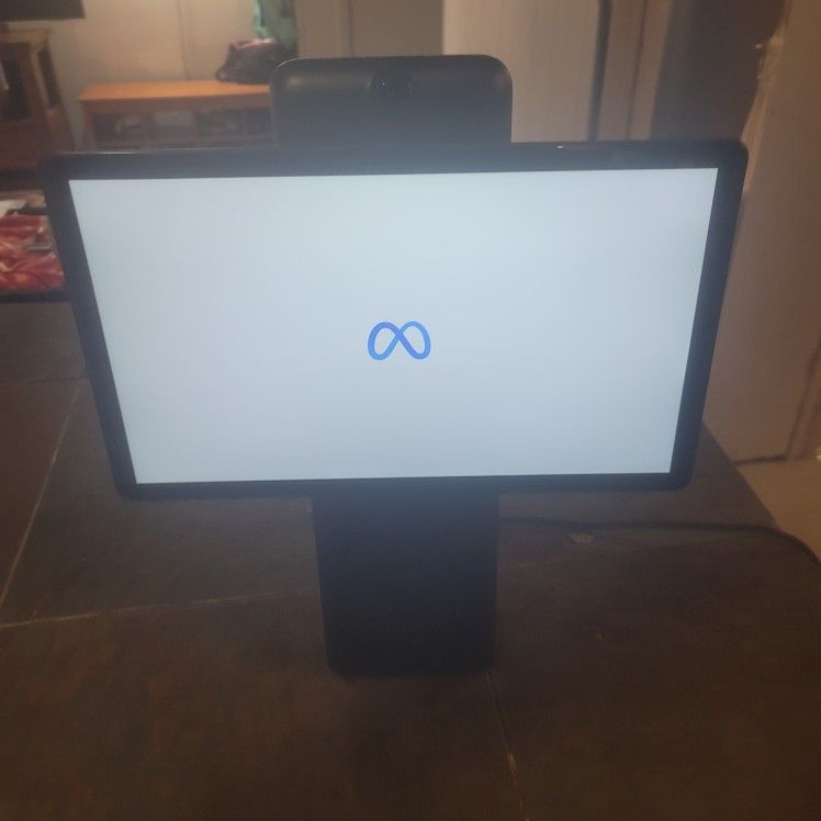 Facebook Portal.
Super cool video call streaming social mevia device