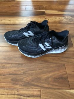 New Balance Fresh Foam Running Sneakers size 9.5 women’s like new