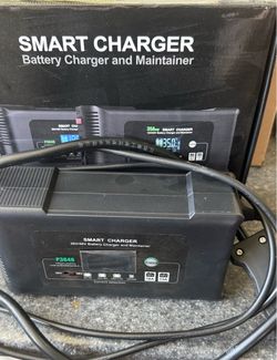 Smart Charger and maintainer P 3648