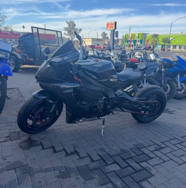2016 Yamaha R1s 
