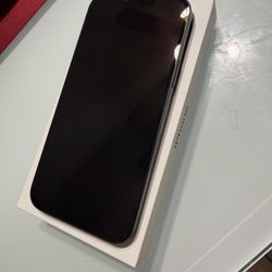 iPhone 14 Plus Midnight 128G $350