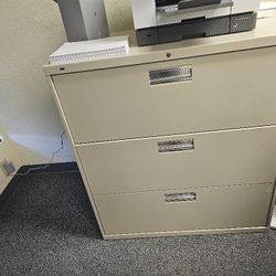 Metal File Cabinet 