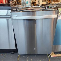 GE 24 INCH STAINLESS STEEL DISHWASHER BUILT IN GDT630PYRF