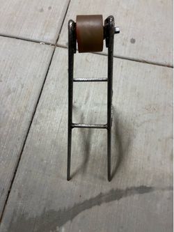 Minibike wheelie bar