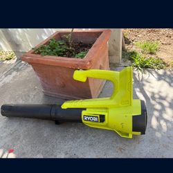 blower good for cutting grass