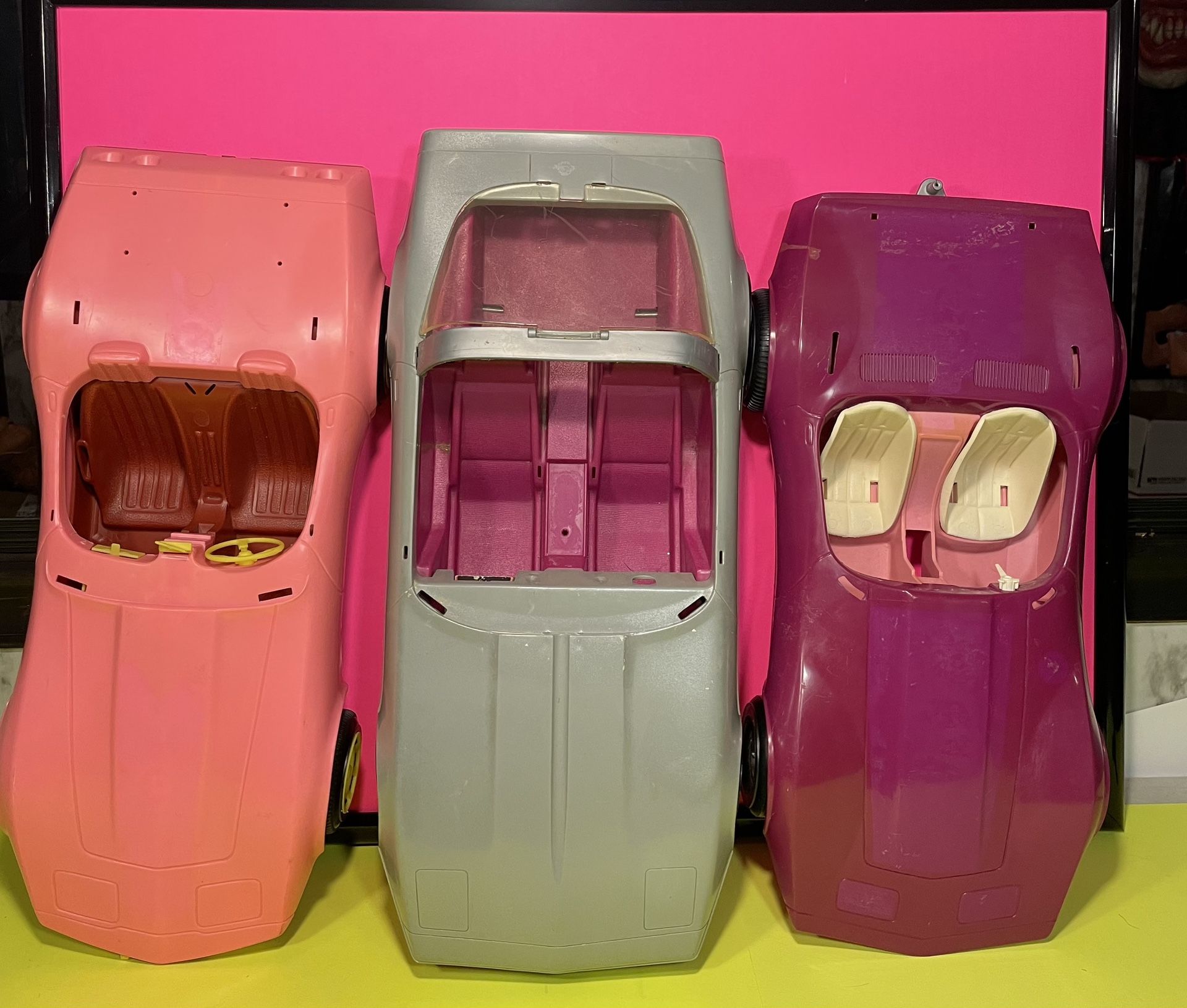 Lot of vintage Barbie cars for restoration good bones wheels move freely. Great for restoring or parts. All proceeds go towards my cancer treatment