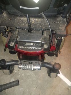 Wheelchair quantum 6
