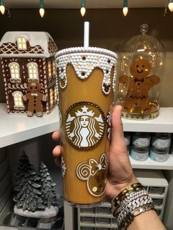 New Mickey and Minnie Starbucks Cup