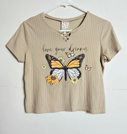 Girl's crop T-shirt size: L