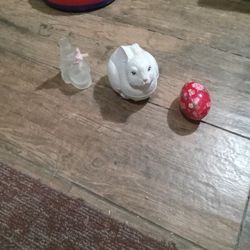 Frosted Glass Bunny Candle Holder & Rabbit Decor