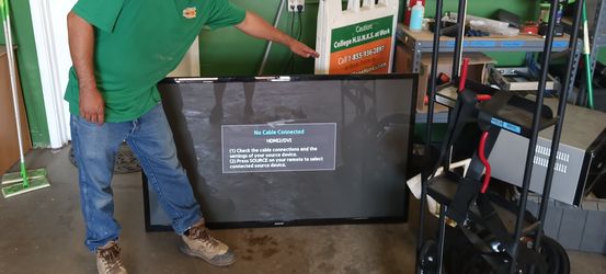 55 Inch Samsung TV Works Great