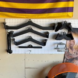 lad pull down bar Set