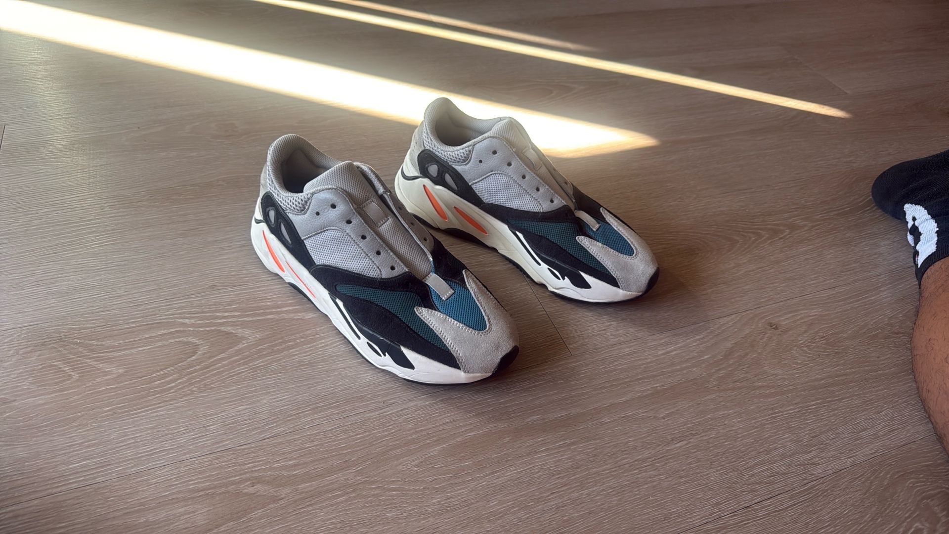 Size 11 1/2 Adidas Yeezy Boost 700 Low Wave Runner